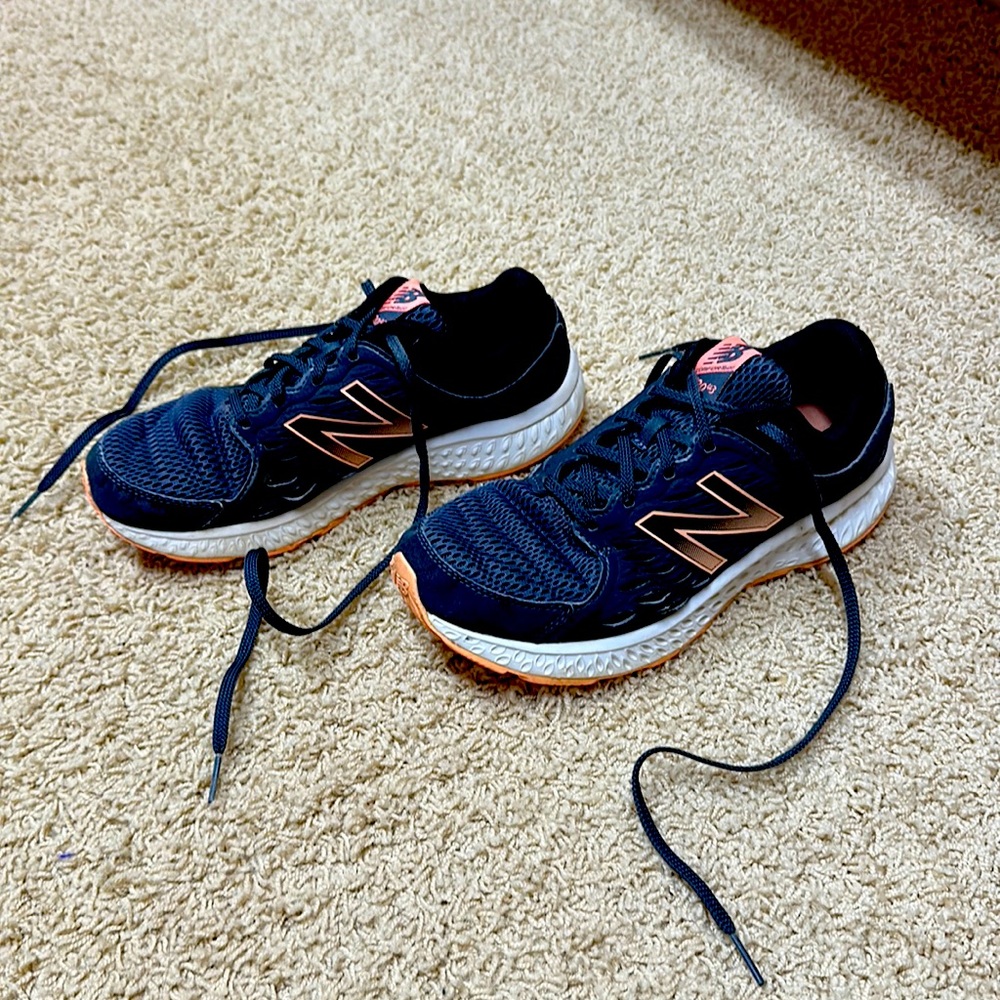 New balance comfort ride tennis shoes